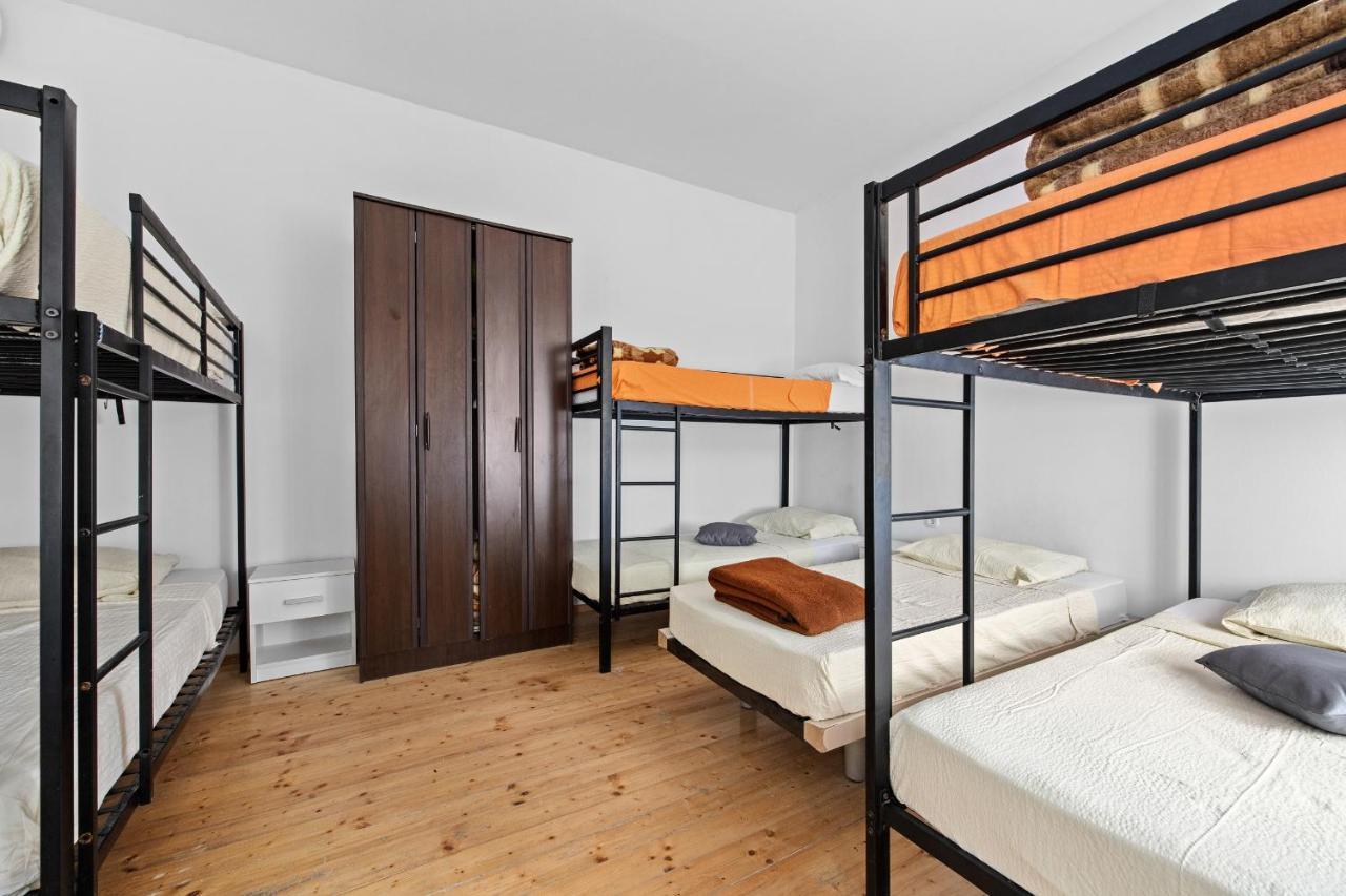 Pula Hostel Экстерьер фото